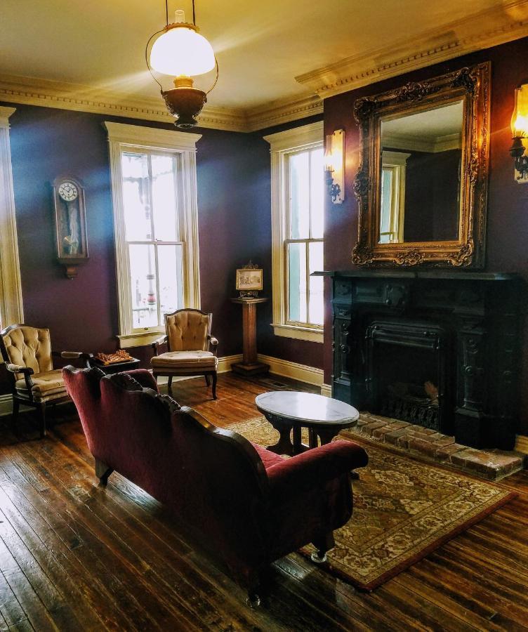 Iron Horse Hotel Blackwater エクステリア 写真