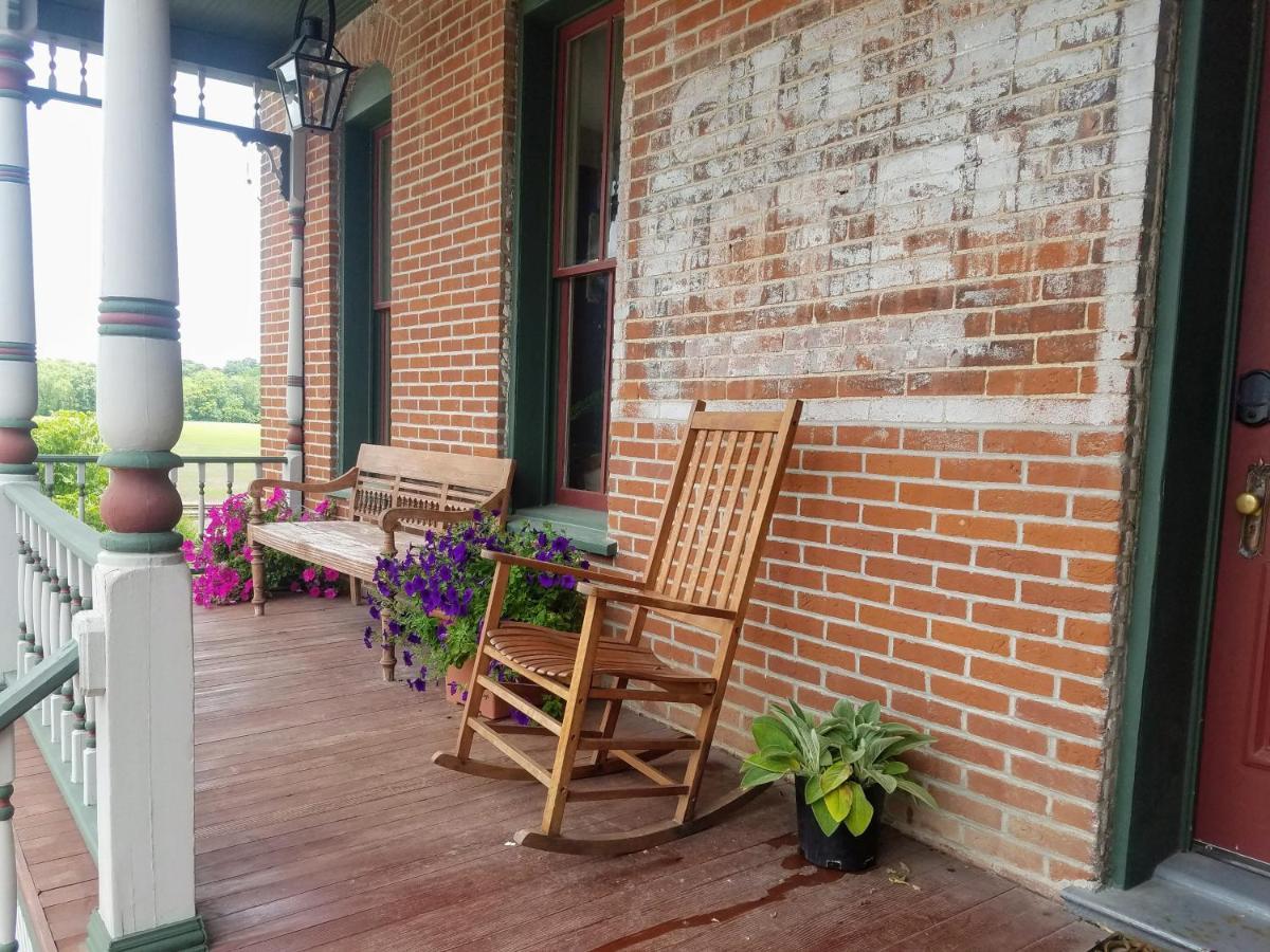 Iron Horse Hotel Blackwater エクステリア 写真