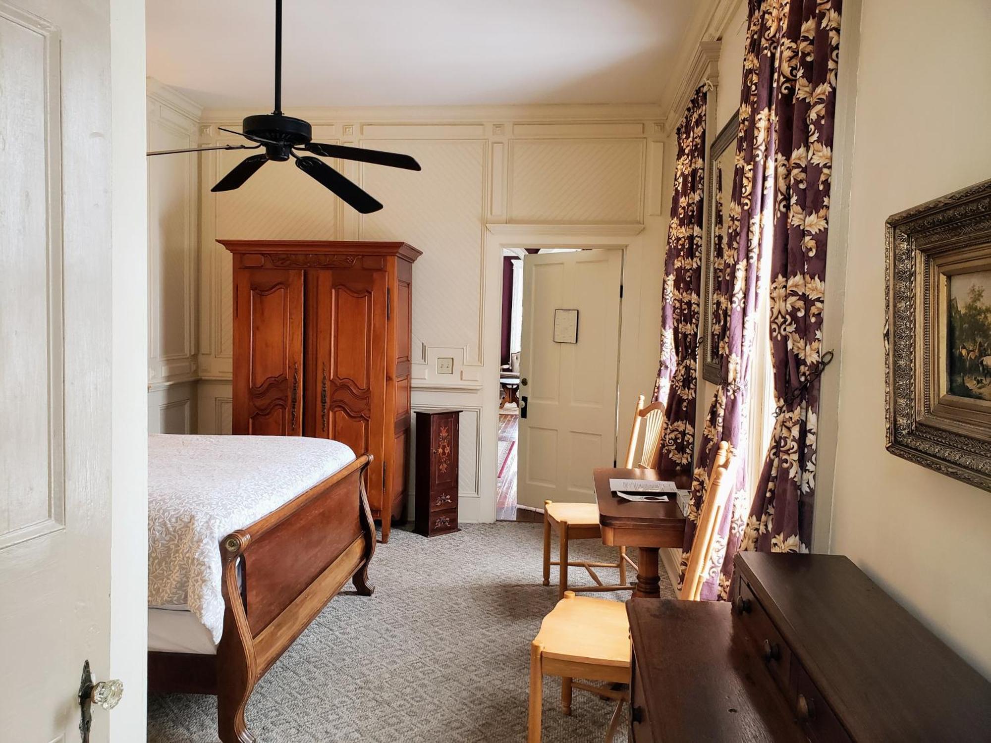 Iron Horse Hotel Blackwater エクステリア 写真