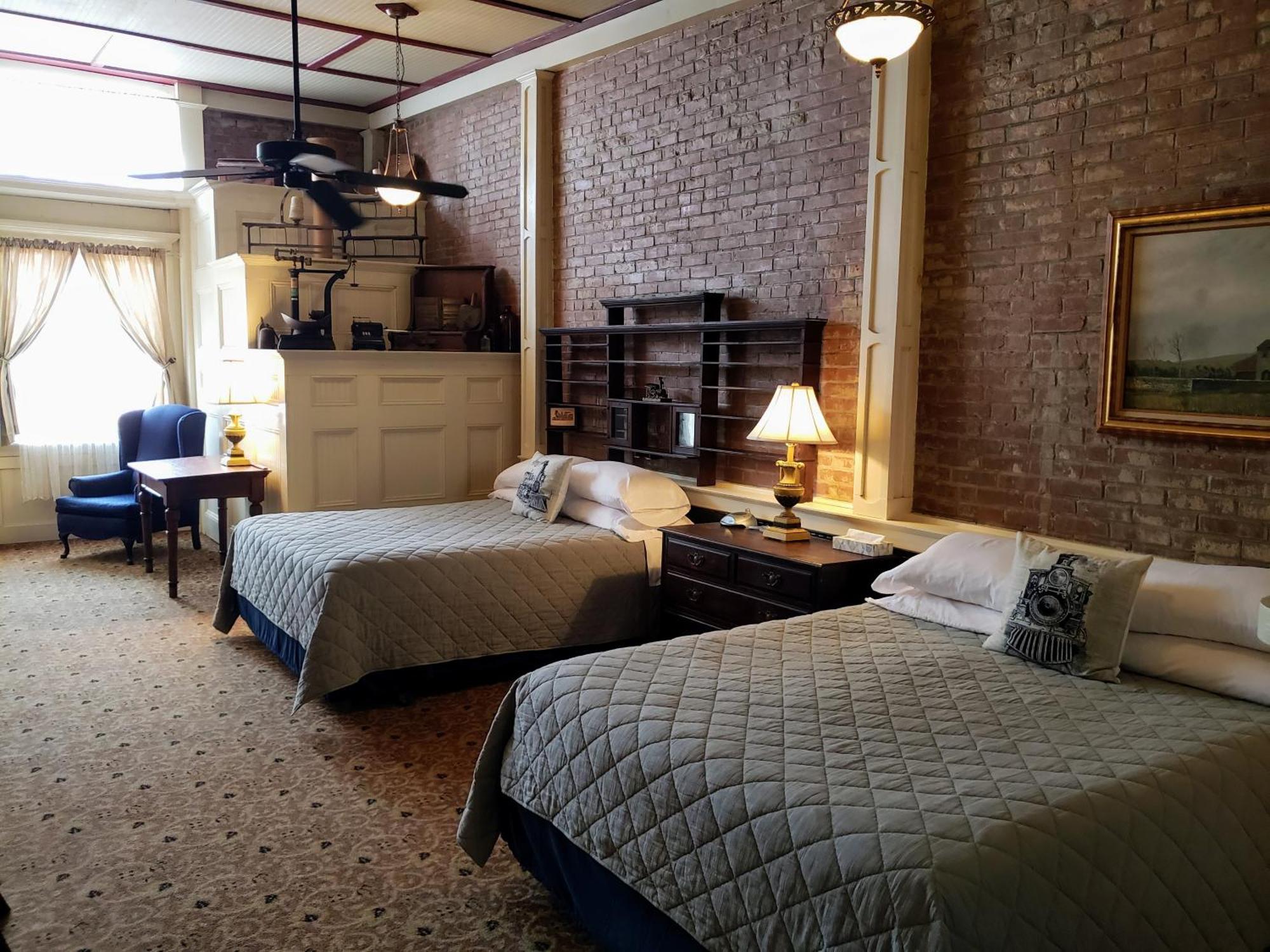 Iron Horse Hotel Blackwater エクステリア 写真